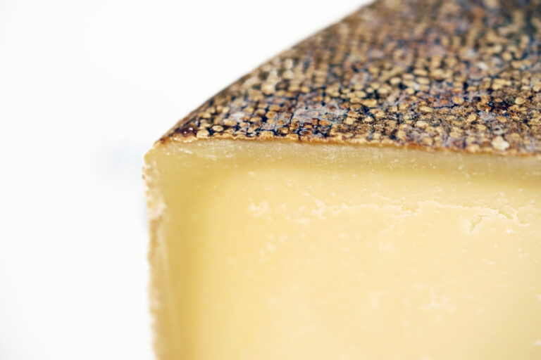 Arthurs Vorarlberger Bergkäse in Vollfettqualität