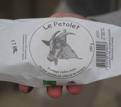 Le Petolet Ziege/Schaf